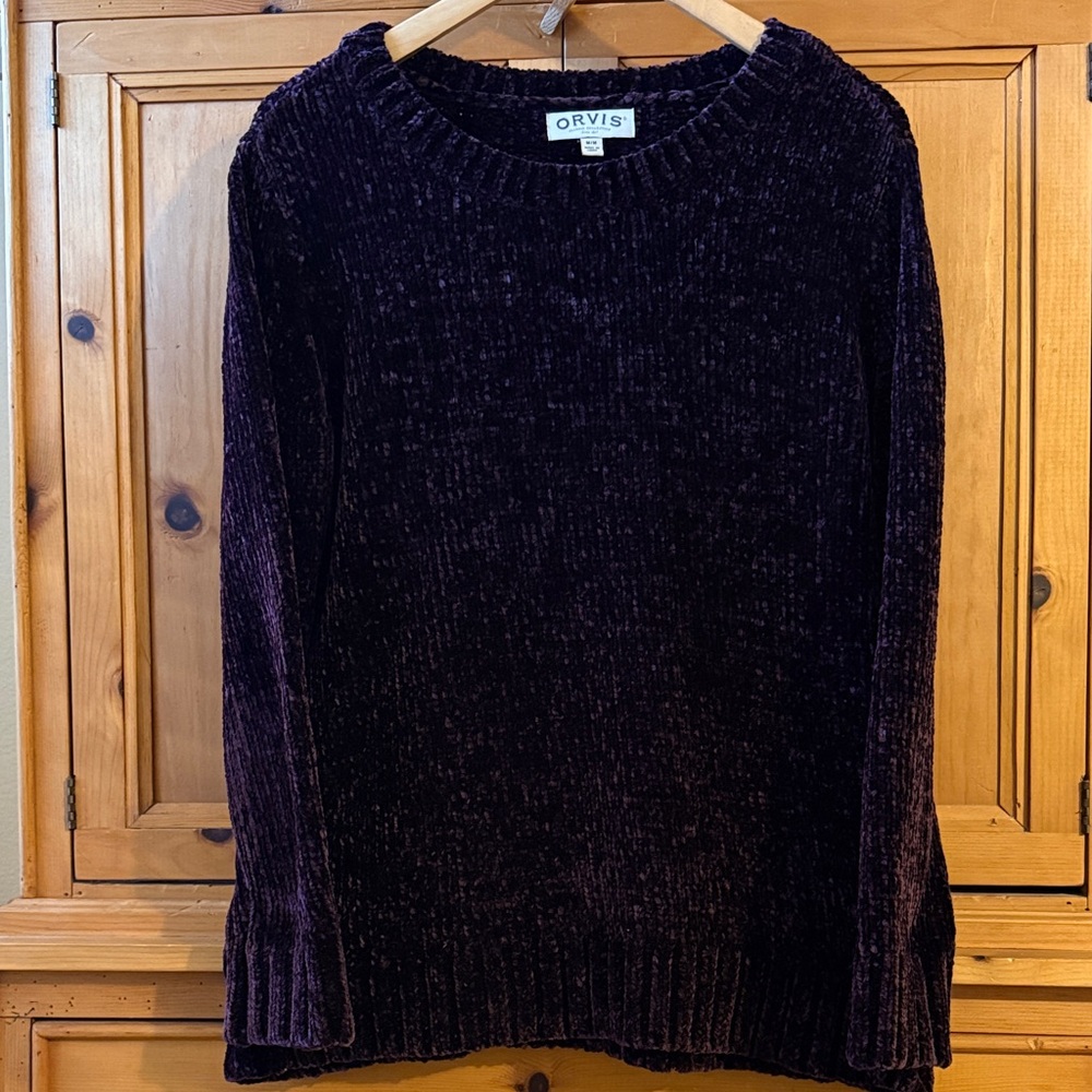 Orvis Chunky Knit Chenille Crewneck Sweater, Medium, Deep Plum Color, like new